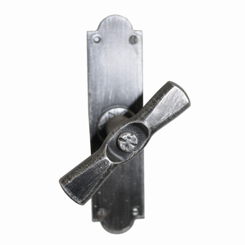 2119 Refinado maneta martillo de hierro forjado Ventana Lorenz Ferart