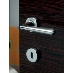 Par de manijas Ghidini Modelo OCL Geneva Steel Rosette y respiraderos