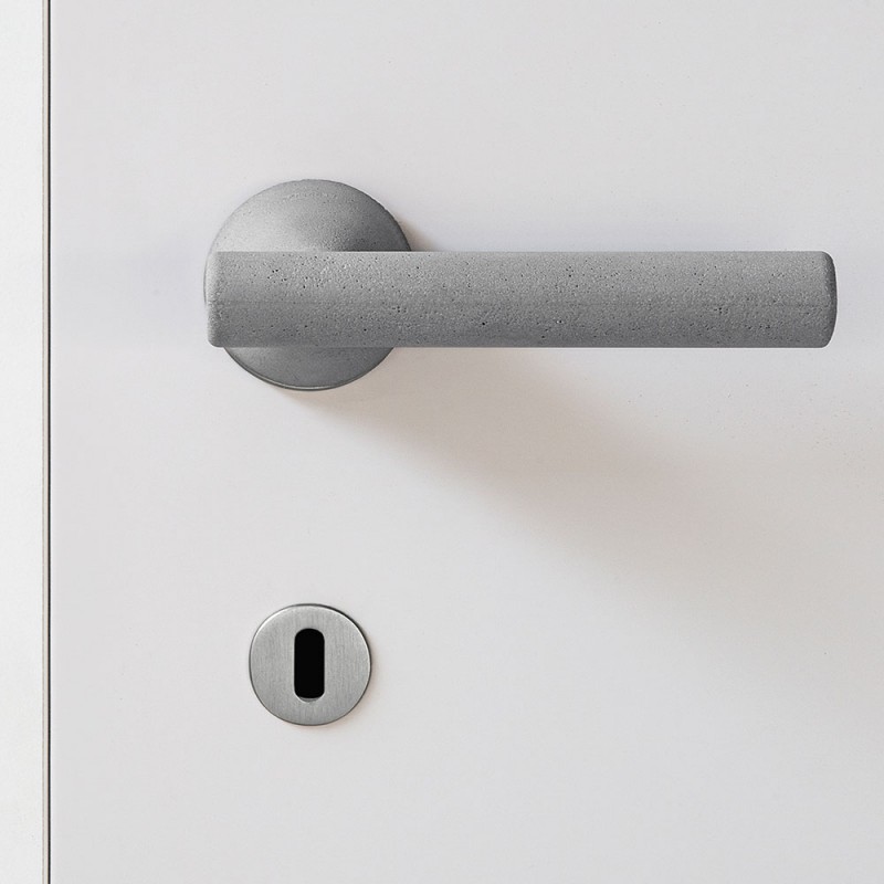 Alba pulido cromo y manija de satén para la puerta en Rosette Design Made in Italy Colombo Design