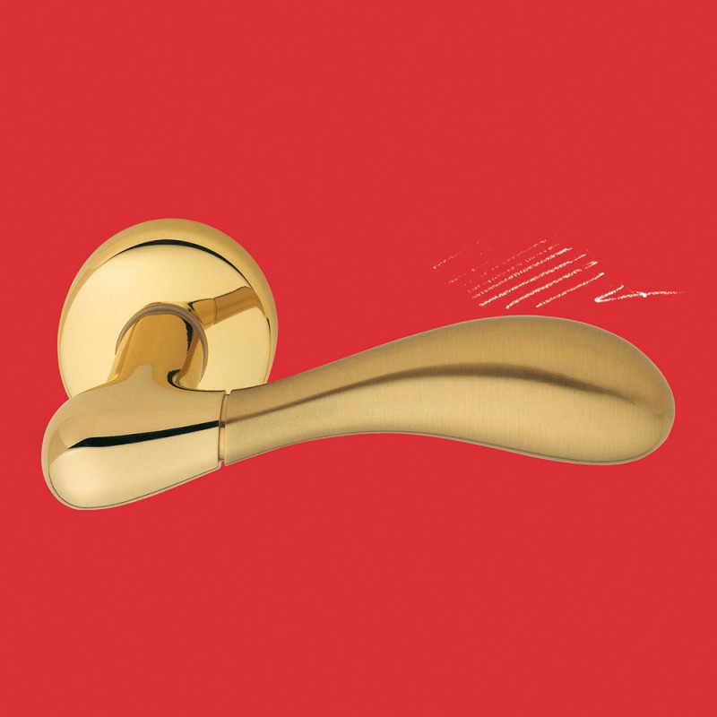 Tirador de puerta H1003 Croco diseñado por el diseñador arquitecto Matteo Thun para Valli y Valli