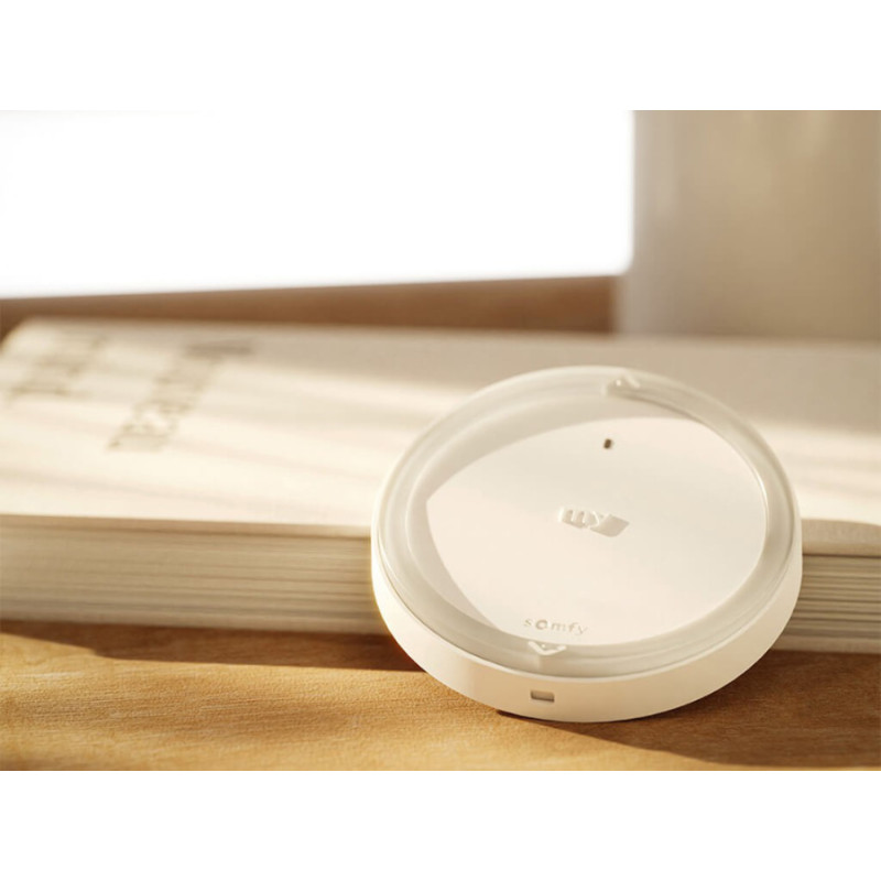 Somfy Amy io Control Remoto de Pared con Marco Cuadrado o Redondo